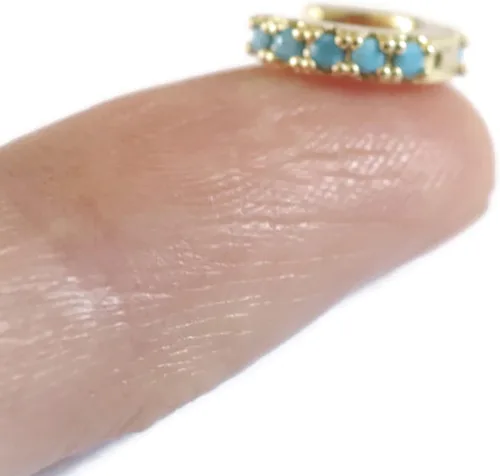 Vista 6 de Dainty Tiny Cutie - Aros de doble cara turquesa de 0.236 in hechos a mano, hipoalergénicos en Estados Unidos