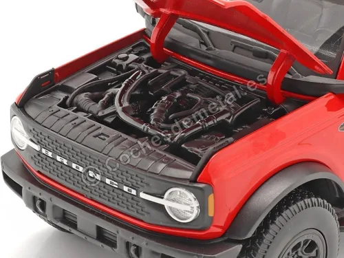 Vista 6 de Maisto 1:18 Edición Especial 2021 Ford Bronco Wildtrak 2 puertas