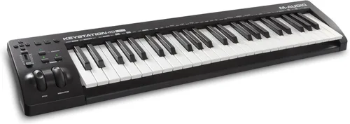 Vista 6 de M-AUDIO Keystation 49 Controlador MIDI en Paquete con Auriculares para Grabación de Estudio, Producción Musical, Podcasting, Transmisión