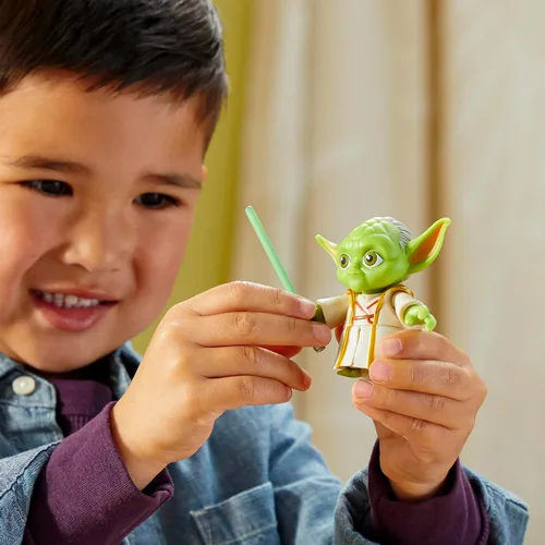 Vista 6 de Star Wars: Young Jedi Adventures Yoda Figura de acción, juguetes de 3 pulgadas de alto, juguetes preescolares para niños y niñas de 3 años