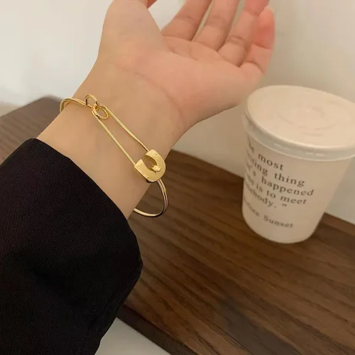 Vista 7 de Brazaletes de oro para mujer, brazaletes indios apilables de múltiples capas abiertos, pulseras gruesas de oro bohemio, pulseras indias de cadena