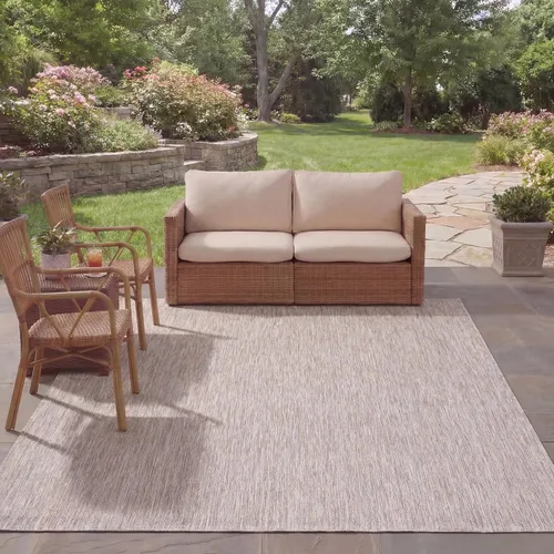 Vista 18 de SAFAVIEH Courtyard Collection CY8520 - Alfombra decorativa sólida para interiores y exteriores, impermeable, fácil limpieza, 2 x 3 pies 7 pulgadas