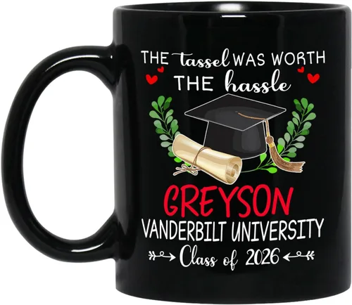 Vista 14 de Ever A Global Pandemic Couldn't Stop Me Taza de café de regalo para amigos graduados, taza de café negra de graduación personalizada con nombre