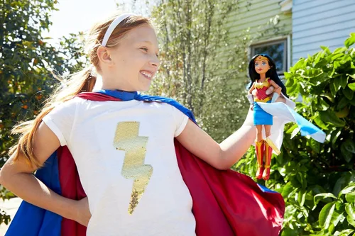 Vista 5 de Muñeca de acción para niñas Wonder Woman Premium DC Super Hero, 12 pulgadas