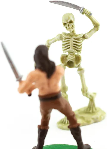 Vista 6 de Safari Ltd. Heroes and Monsters Designer TOOB - 6 mini figuras de fantasía - Juego de juguetes de fantasía para niños, niñas y niños a partir de 3