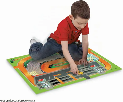 Vista 3 de Alfombra de fieltro gigante con vehículo, Hot Wheels