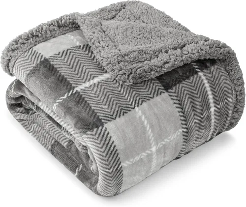 Vista 13 de PAVILIA Premium Manta de vellón sherpa de Navidad regalo de decoración navideña, afelpada, cálida y acogedora, de microfibra y reversible, para Pan