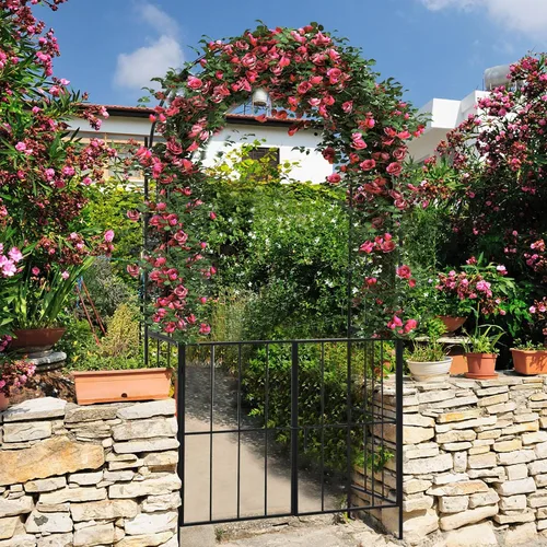 Vista 2 de Giantex Enrejado de jardín con puerta, arco de jardín de metal de 7.5 pies con puerta y estacas para plantas trepadoras, enredaderas de rosas