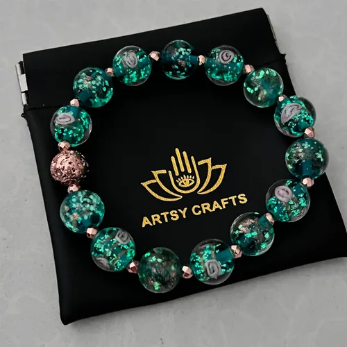 Vista 7 de ARTSY Crafts - Pulsera de cuentas de luciérnaga que brillan en la oscuridad, color azul océano luminoso, cuentas de cristal de Murano, joyería