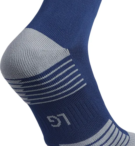 Vista 5 de adidas Copa Zone Cushion 4 - Calcetines de fútbol (1 par) para hombres, mujeres, niños y niñas, azul marinoblanco