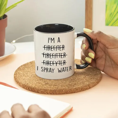 Vista 5 de YouNique Designs Taza de bombero, 11 onzas, regalos de bombero para hombres y mujeres, divertida taza de bombero, regalo de broma de graduación