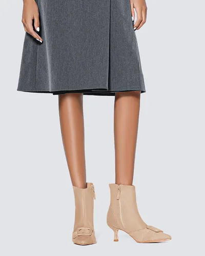 Vista 2 de Coutgo Botines de tacón de gatito para mujer, puntera puntiaguda, cremallera lateral, hebilla cuadrada, botines de invierno