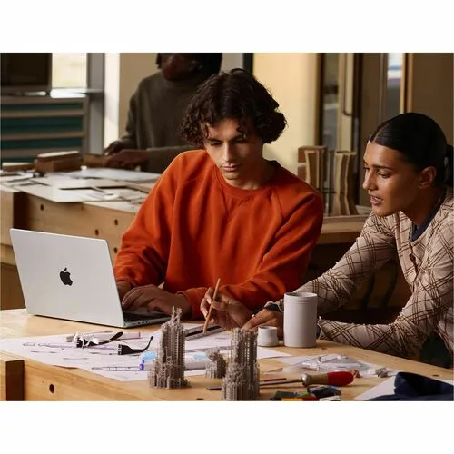 Vista 21 de MBP 14 SL M5/10C/10C GPU/24GB/1TB-SPA