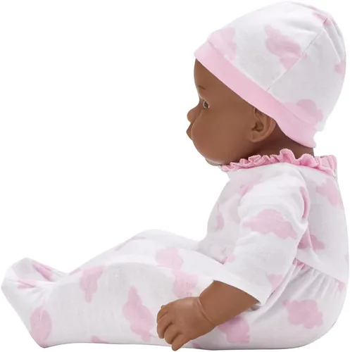 Vista 6 de Madame Alexander Muñeca Lee Middleton de recién nacido de 16 pulgadas, nube rosa, tono de piel oscuro