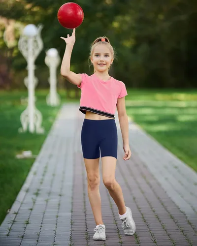 Vista 6 de BOOPH Pantalones cortos de ciclismo para niñas, pantalones cortos de baile con volante para niños, paquete de 3
