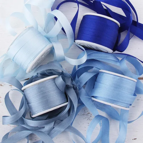 Vista 13 de Threadart Juego de cintas de seda - Tonos azules - Colección Five Spool - 100% seda pura - 55 yardas Coordinated set of soft 100% pure silk ribbon
