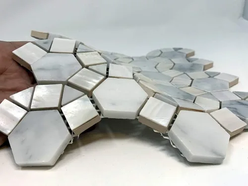 Vista 3 de Carrara Waterjet mármol con mezcla de círculos de palas de nácar azulejos en hoja de mosaico (1 hoja)
