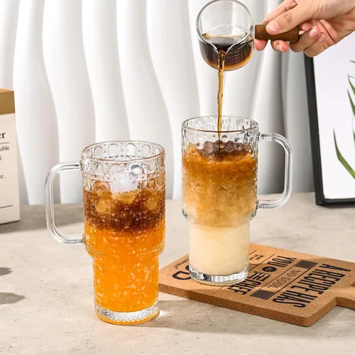 Vista 3 de Vaso de vidrio de 18 onzas con asa y tapa, paquete de 2 tazas de café helado con pajitas, taza de vidrio para bebidas frías y calientes, taza