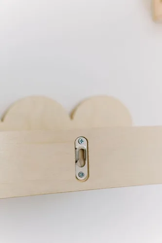 Vista 8 de Estantes flotantes para libros de guardería con bordes festoneados, estantes colgantes Montessori de madera para habitaciones de niños, estantería