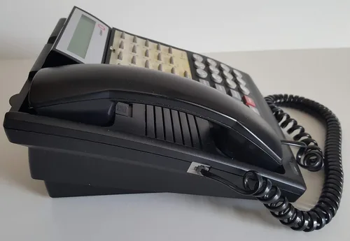 Vista 4 de 108236712 Teléfono Negro con Base 7311H14E-003 Y
