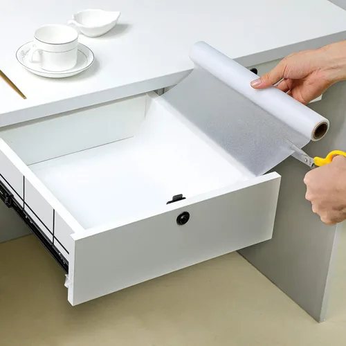 Vista 4 de Revestimiento de silicona para estantes para armarios de cocina, no adhesivo, antideslizante, impermeable, revestimiento de gabinete, revestimiento