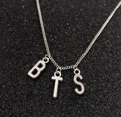 Vista 4 de XHBTS Collar Bangtan Boys Army B.T.S. Colgante y pulsera con mini paño y mini caja