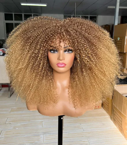 Vista 8 de Sweece - Peluca afro larga y rizada con flequillo para mujeres negras, peluca de cabello rizado de 17 pulgadas (17 pulgadas, negro)