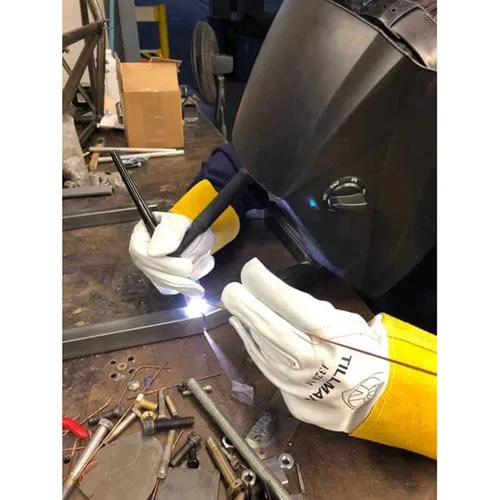 Vista 4 de John Tillman and Co - Guantes de soldador TIG de piel de cabra de grano superior sin forro mediano de 12 pulgadas con puño de 4 pulgadas y punto