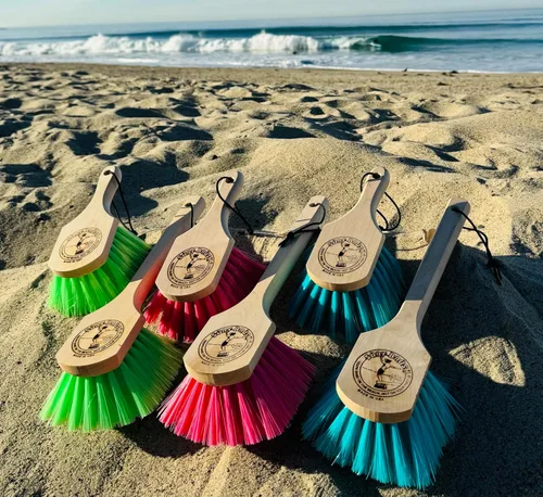 Vista 3 de Mango de madera personalizado de 15 pulgadas con cerdas verdes