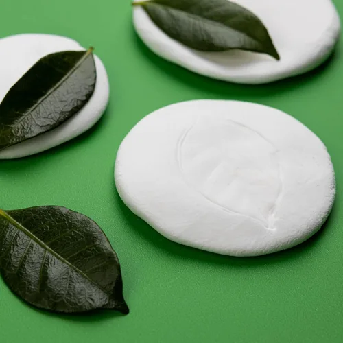 Vista 5 de Arcilla de Espuma Blanca que Se Seca al Aire Total 8oz - Arcilla de Modelado Súper Suave para Niños de 3-12 Años, Ultra Ligera, Segura y No Tóxica
