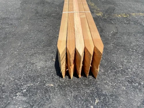 Vista 9 de Sandbaggy Estacas de madera de 48 pulgadas, fabricadas en los Estados Unidos, 2 pulgadas de grosor, resistentes para construcción, jardinería
