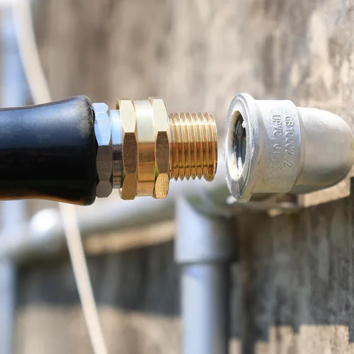 Vista 4 de Adaptador de conectores de manguera de jardín, reparación de latón macizo, conector de líder de grifo hembra a macho, conector de manguera de agua
