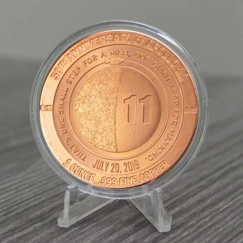 Vista 3 de Apollo 11 Moneda conmemorativa de cobre puro .999 de 1 oz en cápsula