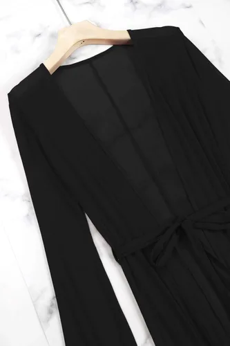 Vista 4 de Pink Queen - Vestido largo de manga larga tipo pareo para usar sobre el traje de baño o bikini suelto con vuelo con cinta para amarrarlo por delante