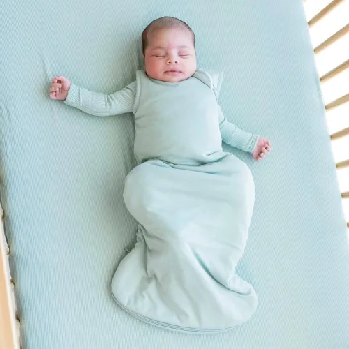Vista 2 de KYTE BABY - Bolsa de dormir estampada para niños pequeños de 0 a 36 meses, 2.5 TOG, hecho de material de rayón de bambú suave