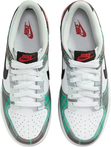 Vista 14 de Nike Kid's Dunk Low Sneaker