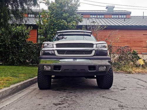 Vista 6 de iJDMTOY Kit de barra de luz LED de parachoques inferior de 32 pulgadas compatible con Chevy Silverado 1500 2500 3500 Avalanche: barra de luz LED