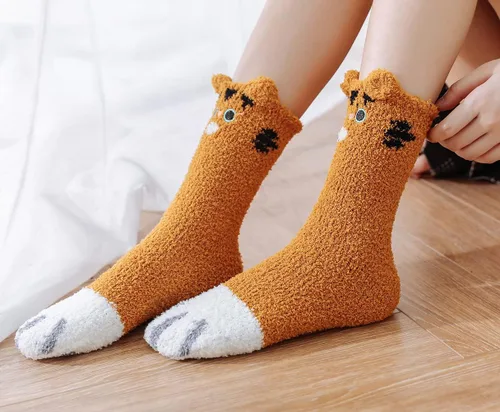 Vista 7 de Calcetines peludos para mujer, cálidos y suaves