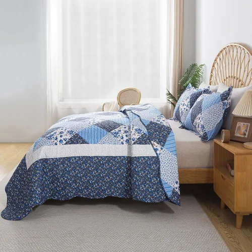 Vista 3 de Juego de cama de dos piezas, tamaño individual, de microfibra, reversible, de retazos, estilo floral, todas las estaciones, patrón de porcelana azul