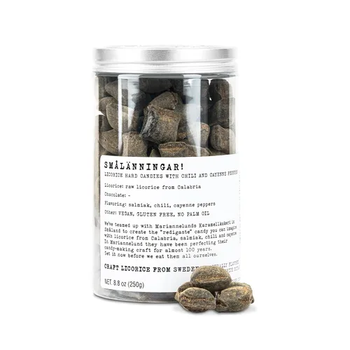 Vista 7 de Haupt Lakrits Chokade Svenskävlar! – El regaliz negro más salado del mundo con sal de salmiak recubierto en chocolate gourmet de Bélgica – Caramelo