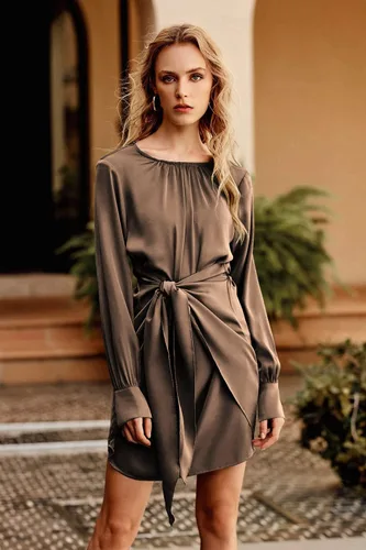 Vista 4 de PRETTYGARDEN Vestido de satén de primavera 2023 para mujer, de manga larga, con lazo en la cintura, elegante, para cóctel, fiesta