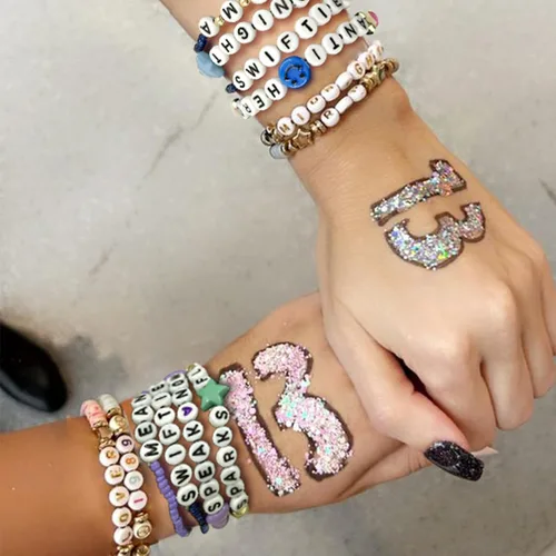 Vista 5 de Gpurplebud 4Pcs Taylor Bracelets Eras Tour Outfits Swiftie Lover 1989 Reputation Speak now Fearless Midnight Taylor Outfit Friendship Music Gifts