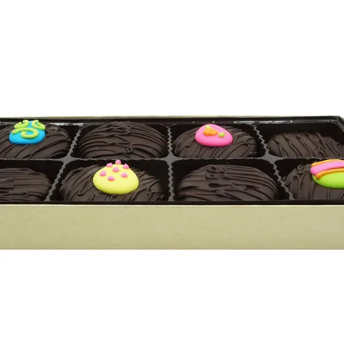 Vista 64 de Galletas Oreo bañadas en chocolate oscuro y con leche, de Philadelphia Candies