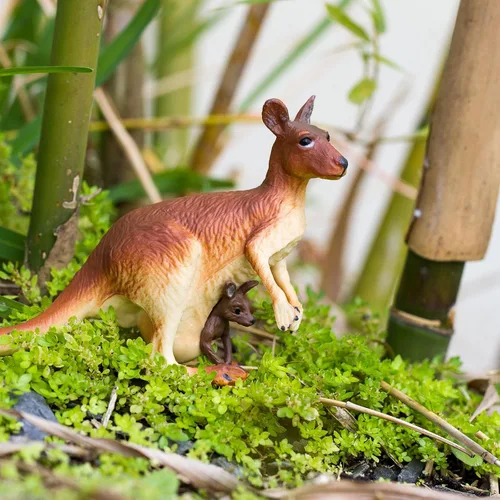 Vista 8 de Safari Ltd. Figura de canguro con bebé, juguete realista pintado a mano de 4 pulgadas, compañero educativo para niños, niñas y niños a partir de 3