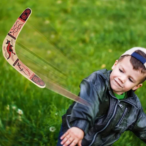 Vista 5 de ArtCreativity Boomerang de madera, juego de 2, boomerang clásico de retorno para niños con obras de arte coloridas, boomerangs para adultos