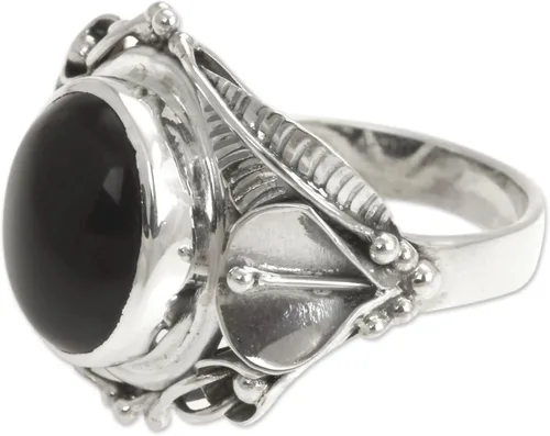 Vista 2 de NOVICA Anillo artesanal hecho a mano con flor de ónice para mujer, diseño floral de plata de ley 925, color negro, piedra natal de Indonesia 'Nido