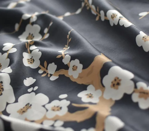 Vista 5 de Eikei Juego de 3 piezas de ropa de cama de algodón de 3 piezas con estampado de ramas florales de cerezo rojo cerezo estilo oriental japonés