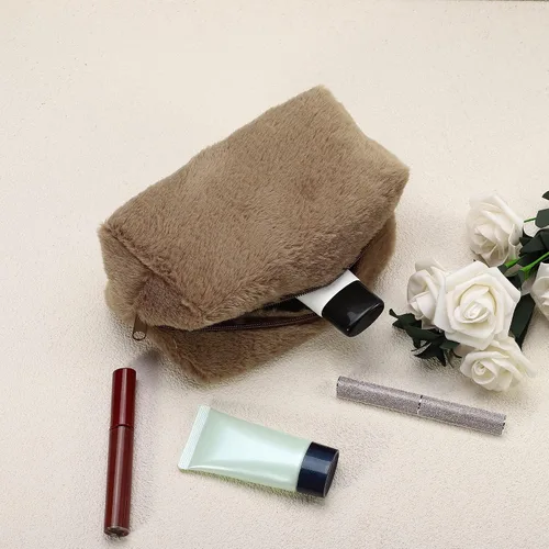 Vista 2 de VOCOSTE Pequeña bolsa de maquillaje de felpa, bolsa de cosméticos de belleza suave, bonita bolsa de aseo con cremallera de viaje, bolsa organizadora