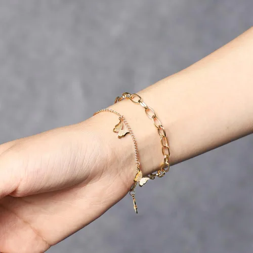 Vista 2 de Layered Gold Bracelets for Women Aimou 14K Gold Plate Dainty Paperclip Filled Adjustable Bracelets Love Heart Pendant Butterfly Pendant Charm Girls