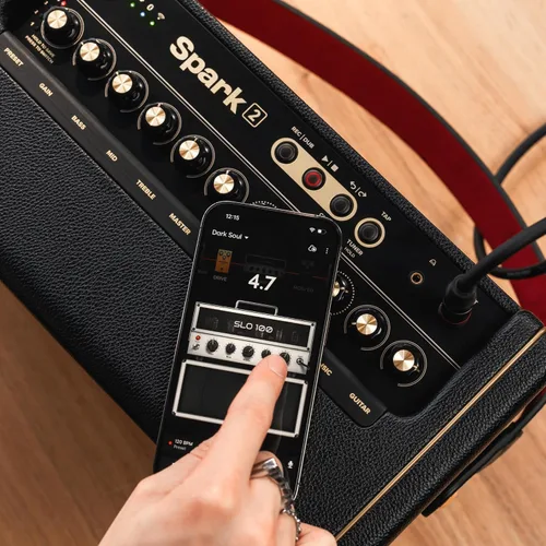 Vista 7 de Positive Grid Spark 2 50W Amplificador inteligente para práctica de guitarra con altavoz Bluetooth y looper incorporado, características de IA